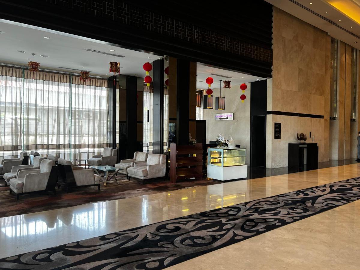 Po Hotel Semarang Exterior foto