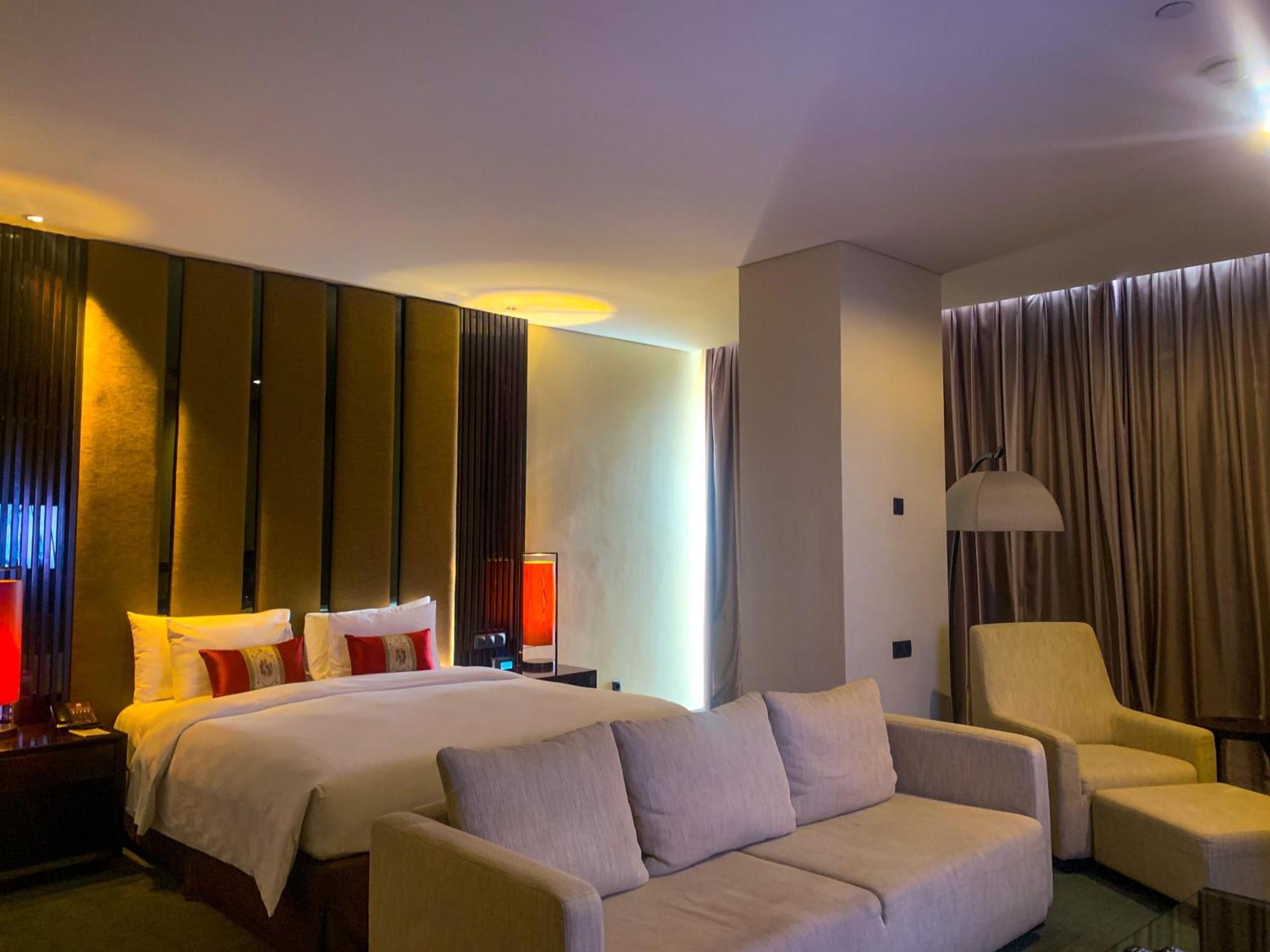 Po Hotel Semarang Exterior foto