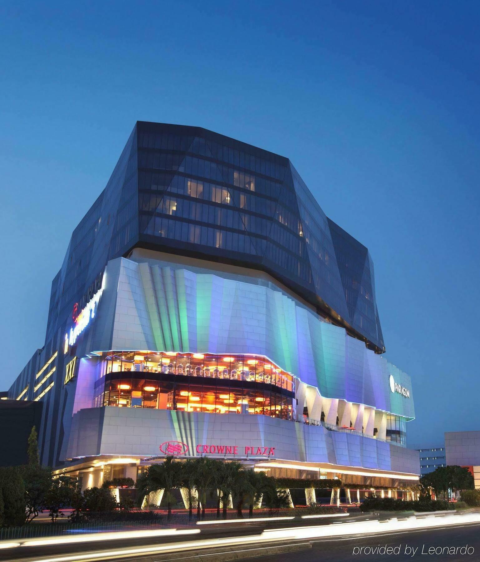 Po Hotel Semarang Exterior foto